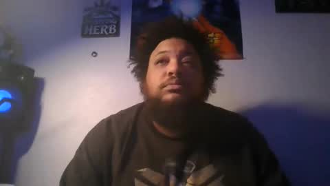 Snapshot of gorillamcgee chatting on 05-17-26, 10:44 gorillamcgee online show from 05-17-26, 10:44