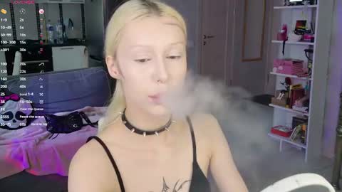 Violeta online show from 06-29-26, 09:37