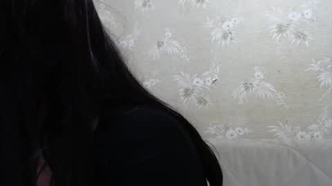 Snapshot of goth_pumpkin chatting on 12-03-24, 11:24 Amy online show from 12-03-24, 11:24