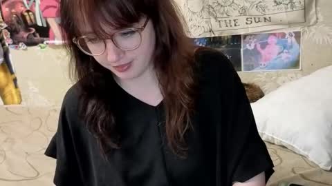 Snapshot of goth_pumpkin chatting on 09-15-25, 09:04 Amy online show from 09-15-25, 09:04