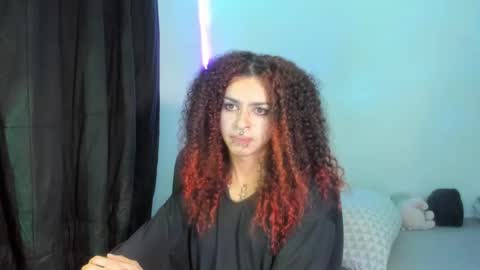 Snapshot of goth_ru chatting on 01-25-25, 09:57 Russ  online show from 01-25-25, 09:57