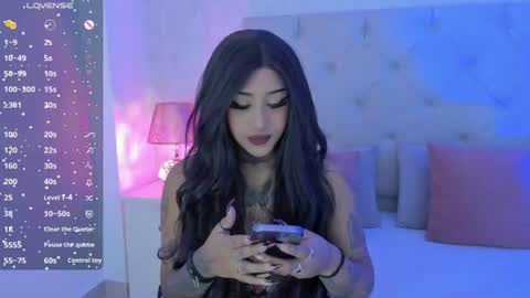 Snapshot of goth_tasha chatting on 06-10-26, 12:04 goth_tasha online show from 06-10-26, 12:04