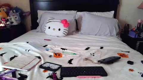 gothbaby305 online show from 09-30-25, 11:59