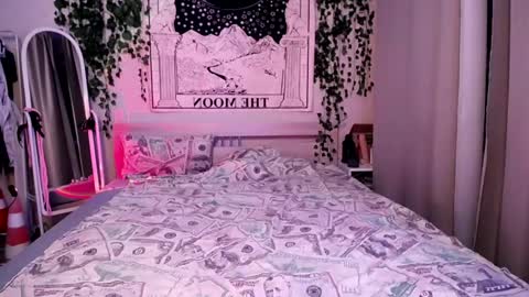 Snapshot of gothdesss chatting on 02-23-25, 12:19    online show from 02-23-25, 12:19