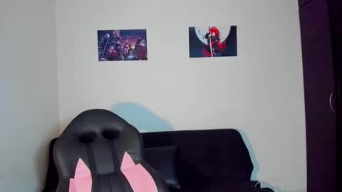 Snapshot of gothic9goddes chatting on 02-07-25, 12:31 GG online show from 02-07-25, 12:31