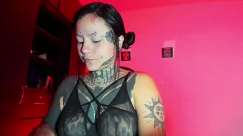 Snapshot of gothic9goddes chatting on 09-14-25, 11:37 GG online show from 09-14-25, 11:37