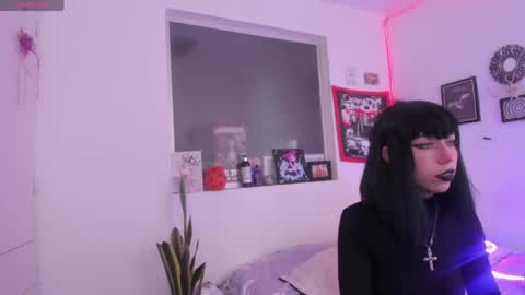 Snapshot of gothic_do11 chatting on 05-02-26, 06:35 hi my name is Elizabeth nice to meet you online show from 05-02-26, 06:35