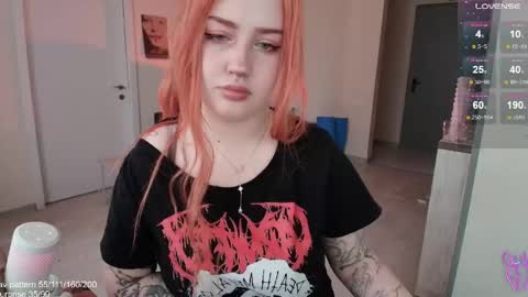 traumfrau Kira angel face devil eyes I SELL A LOT VIDEO IN GALLERY online show from 04-21-26, 09:15