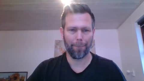 Snapshot of gottalop chatting on 12-18-25, 01:50 gottalop online show from 12-18-25, 01:50