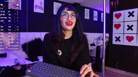 Meredith Alessandra online show from 02-19-25, 07:17