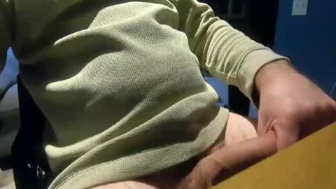 Snapshot of gpty24 chatting on 12-21-25, 04:41 gpty24 online show from 12-21-25, 04:41