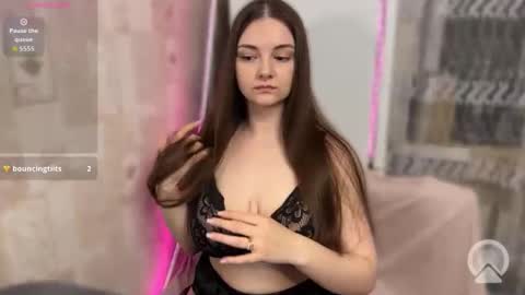 Snapshot of gracebrownnn chatting on 05-06-26, 10:04 Grace Brown online show from 05-06-26, 10:04