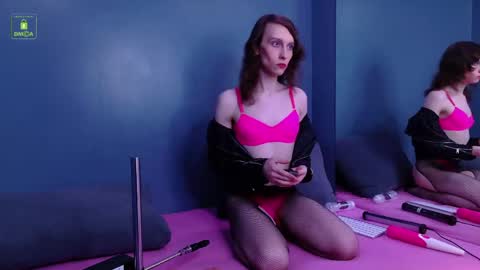 Snapshot of gracemorgana chatting on 05-20-26, 08:15 GRACE online show from 05-20-26, 08:15