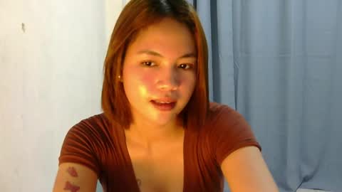 Snapshot of gracia_belle chatting on 05-25-26, 06:52 belle online show from 05-25-26, 06:52