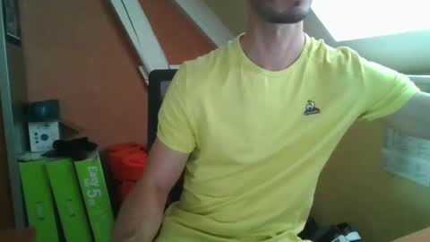 Snapshot of grandbi chatting on 12-02-24, 01:13 grandbi online show from 12-02-24, 01:13