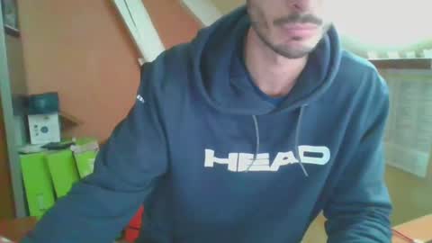 Snapshot of grandbi chatting on 12-06-24, 02:06 grandbi online show from 12-06-24, 02:06