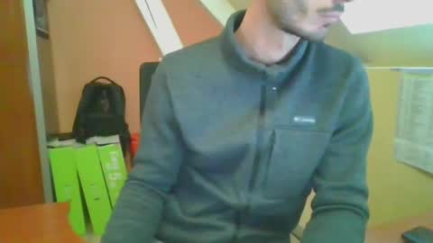 Snapshot of grandbi chatting on 01-02-25, 01:08 grandbi online show from 01-02-25, 01:08