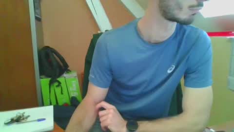 Snapshot of grandbi chatting on 01-16-25, 10:10 grandbi online show from 01-16-25, 10:10