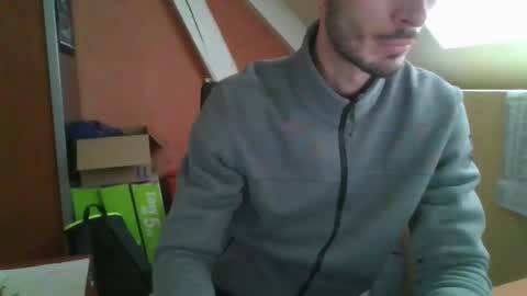 Snapshot of grandbi chatting on 02-07-25, 01:32 grandbi online show from 02-07-25, 01:32