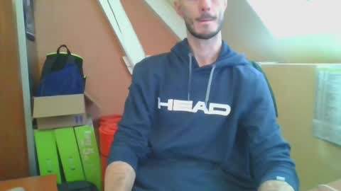 Snapshot of grandbi chatting on 02-13-25, 10:02 grandbi online show from 02-13-25, 10:02