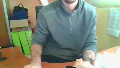 Snapshot of grandbi chatting on 02-14-25, 03:05 grandbi online show from 02-14-25, 03:05