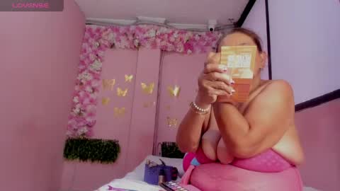 Snapshot of grandmother_milf chatting on 05-05-26, 12:24 Mi Name is violeta online show from 05-05-26, 12:24