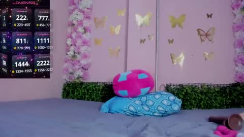 Snapshot of grandmother_milf chatting on 05-15-26, 05:09 Mi Name is violeta online show from 05-15-26, 05:09