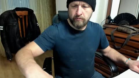 Snapshot of grandor_m chatting on 03-06-25, 03:02 Anthony online show from 03-06-25, 03:02