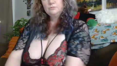 Snapshot of grateful42day chatting on 01-09-26, 02:36 grateful42day online show from 01-09-26, 02:36