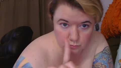 Snapshot of grateful42day chatting on 01-14-26, 05:35 grateful42day online show from 01-14-26, 05:35