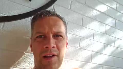 Snapshot of grattitude chatting on 09-27-25, 05:23 grattitude online show from 09-27-25, 05:23