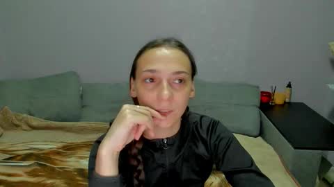 Anna online show from 12-22-25, 01:41