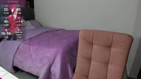 GreciaRuiz online show from 02-21-25, 06:04