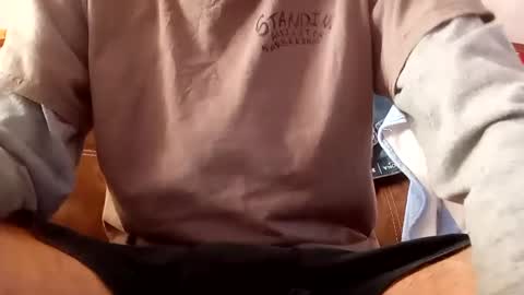 Snapshot of greenbastard78 chatting on 10-01-25, 09:10 greenbastard78 online show from 10-01-25, 09:10