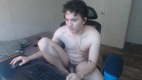 Snapshot of greendynomite_04 chatting on 03-16-26, 07:18 greendynomite_04 online show from 03-16-26, 07:18