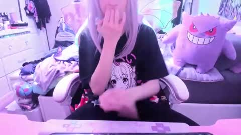 Snapshot of greeneyedlovexo chatting on 02-11-25, 06:11 GreenEyedLovexo online show from 02-11-25, 06:11