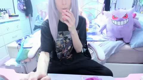 Snapshot of greeneyedlovexo chatting on 02-22-25, 06:41 GreenEyedLovexo online show from 02-22-25, 06:41