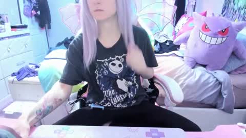 Snapshot of greeneyedlovexo chatting on 02-27-25, 11:37 GreenEyedLovexo online show from 02-27-25, 11:37