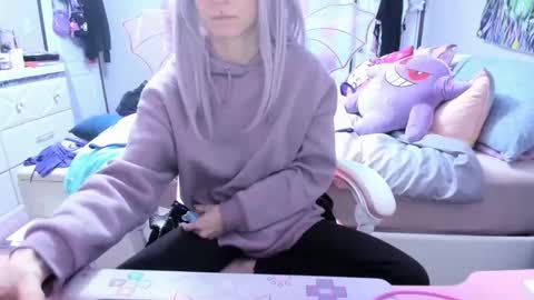 Snapshot of greeneyedlovexo chatting on 02-28-25, 03:04 GreenEyedLovexo online show from 02-28-25, 03:04