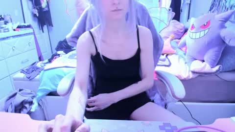 Snapshot of greeneyedlovexo chatting on 03-06-25, 03:13 GreenEyedLovexo online show from 03-06-25, 03:13