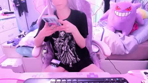 Snapshot of greeneyedlovexo chatting on 03-12-25, 10:07 GreenEyedLovexo online show from 03-12-25, 10:07