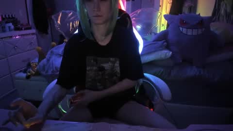 Snapshot of greeneyedlovexo chatting on 09-25-25, 06:06 GreenEyedLovexo online show from 09-25-25, 06:06