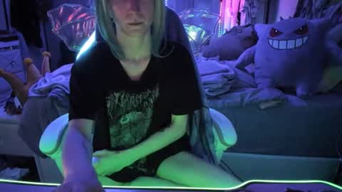 Snapshot of greeneyedlovexo chatting on 11-04-25, 05:50 GreenEyedLovexo online show from 11-04-25, 05:50