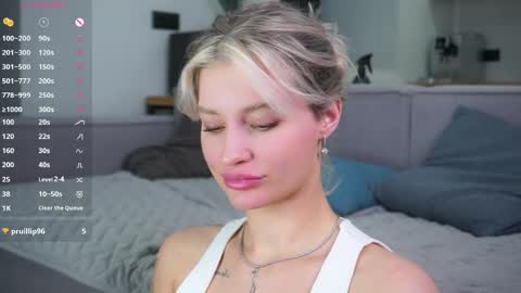 Snapshot of greengazon chatting on 05-19-26, 01:50 Kelly online show from 05-19-26, 01:50