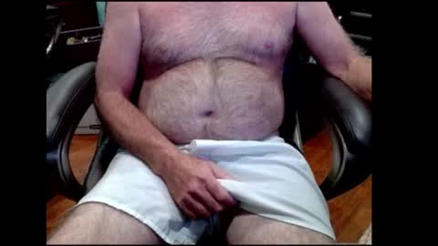 Snapshot of greenguy69 chatting on 06-26-26, 01:48 green online show from 06-26-26, 01:48