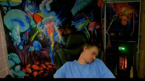 Snapshot of greenlungs8195 chatting on 12-20-24, 08:49 Greenlungs8195 online show from 12-20-24, 08:49