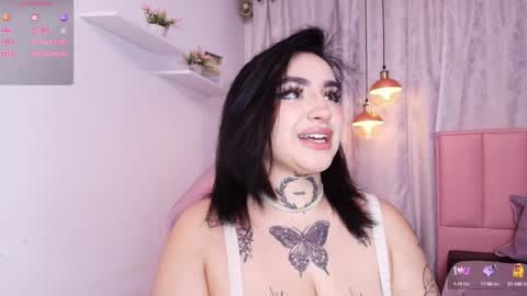 Snapshot of greennbella chatting on 12-30-24, 07:11 online show from 12-30-24, 07:11