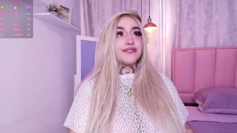 Snapshot of greennbella chatting on 01-14-25, 07:11 online show from 01-14-25, 07:11