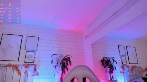   online show from 10-21-25, 07:14