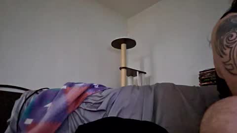 greenvertgo online show from 10-23-25, 01:21